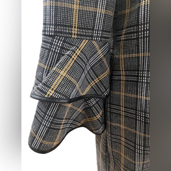 Tacera Tan/Black Ruffle Sleeves Dress-size Large - Picture 3 of 6